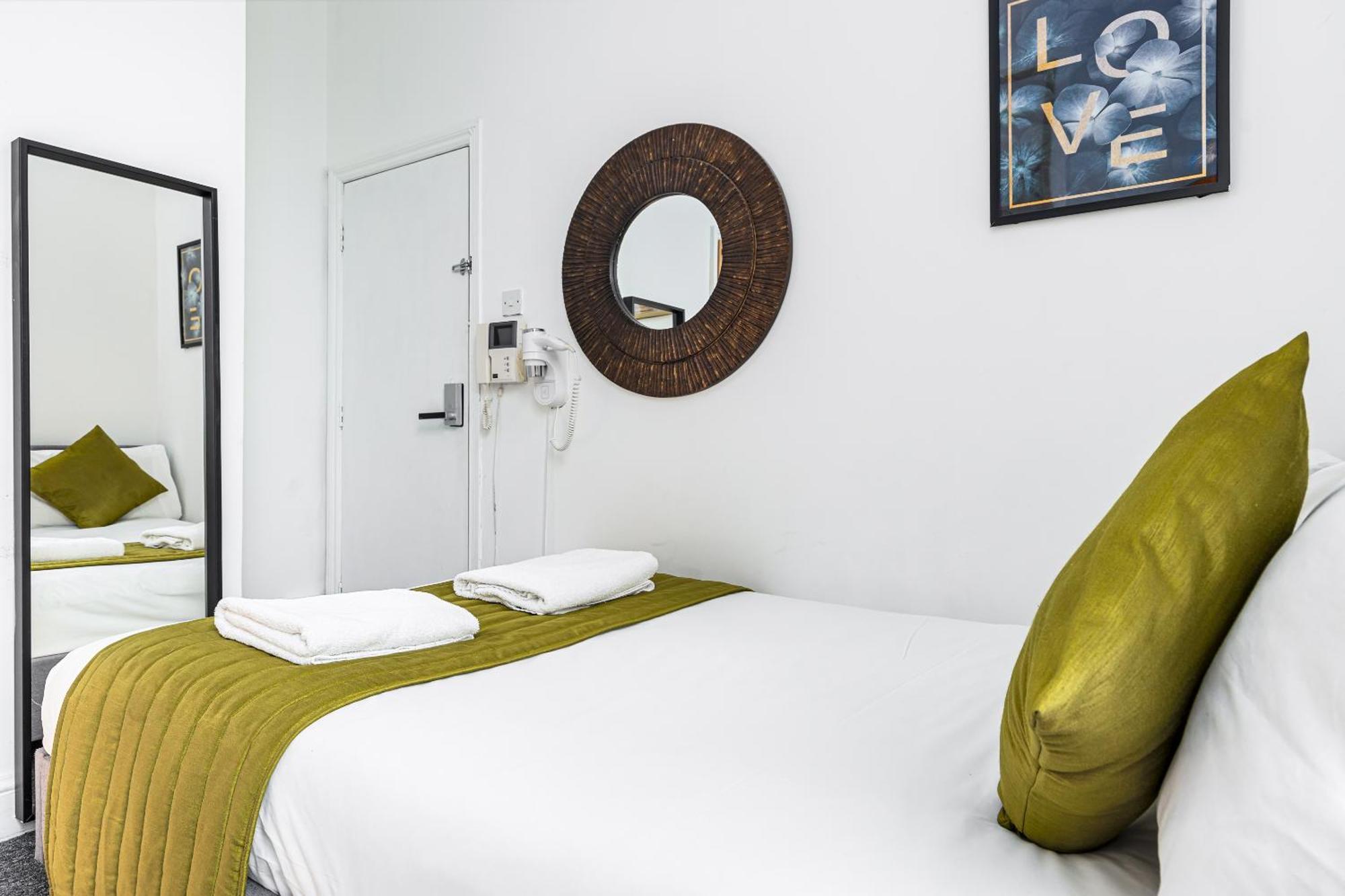 Vilenza Hotel Лондон Экстерьер фото
